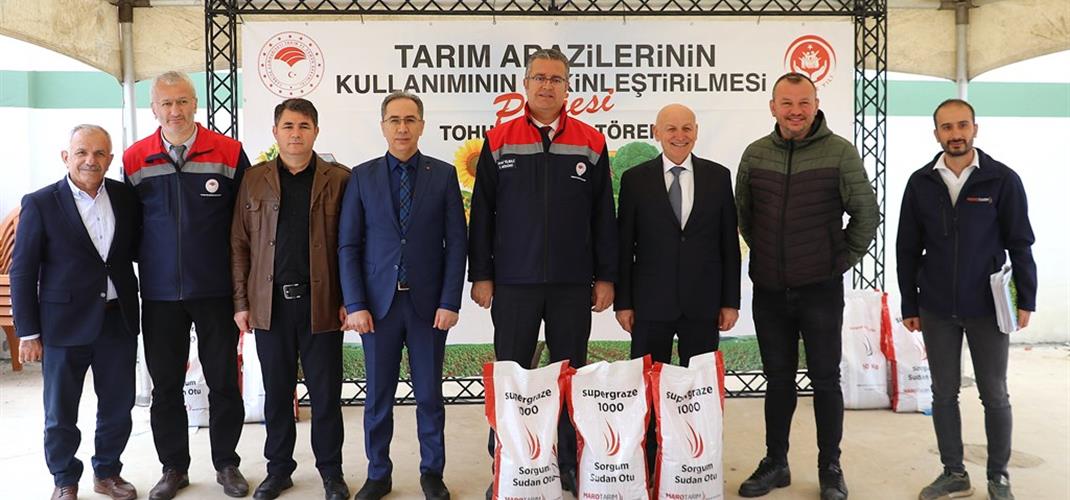 Terme’de Sorgum Sudan Otu Tohumu Teslim Töreni Düzenlendi “Take Projesi Kapsamında Önemli Adım”